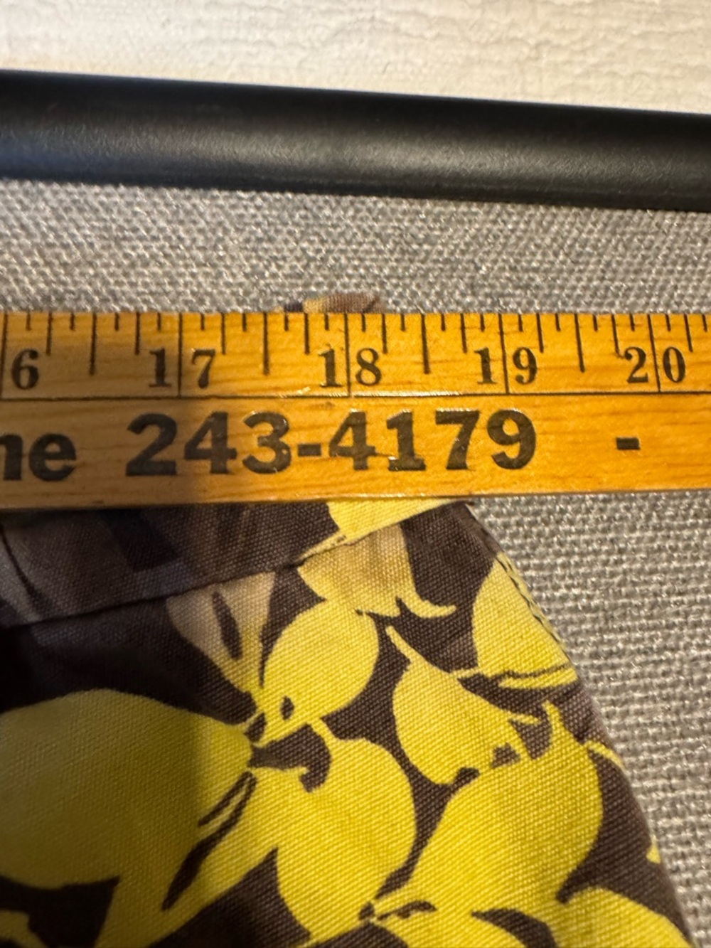 Caribbean Joe Women’s Yellow & Brown‎ Hawaiian Floral Cotton Shorts size 14 - Picture 8 of 11